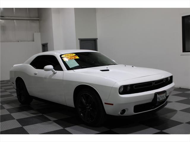 2021 Dodge Challenger SXT