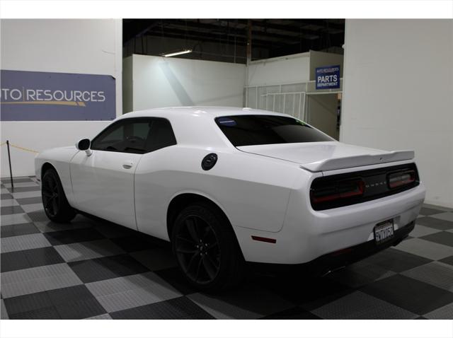2021 Dodge Challenger SXT