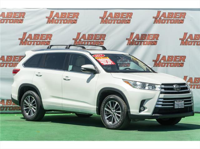 2017 Toyota Highlander XLE for sale in Reedley, CA