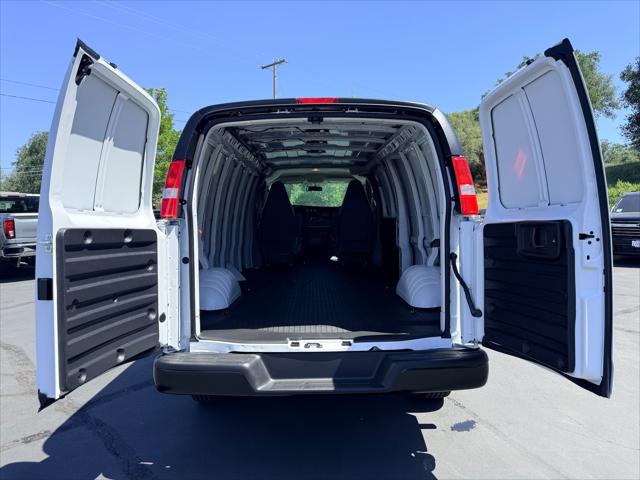 2026 GMC Savana Cargo 3500 Extended Wheelbase, Work Van, RWD