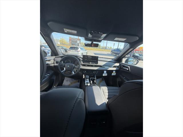 2026 Mitsubishi Outlander LE 1.5T S-AWC