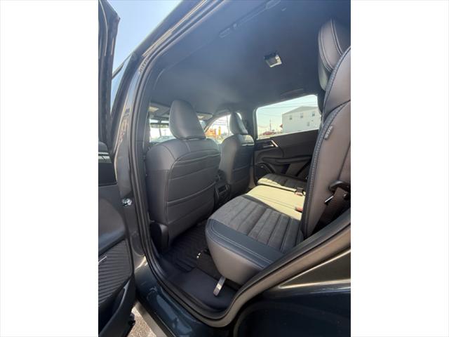 2026 Mitsubishi Outlander LE 1.5T S-AWC
