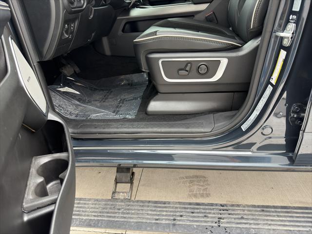 2026 Ram 1500 Laramie Crew Cab 4x4 57 Box