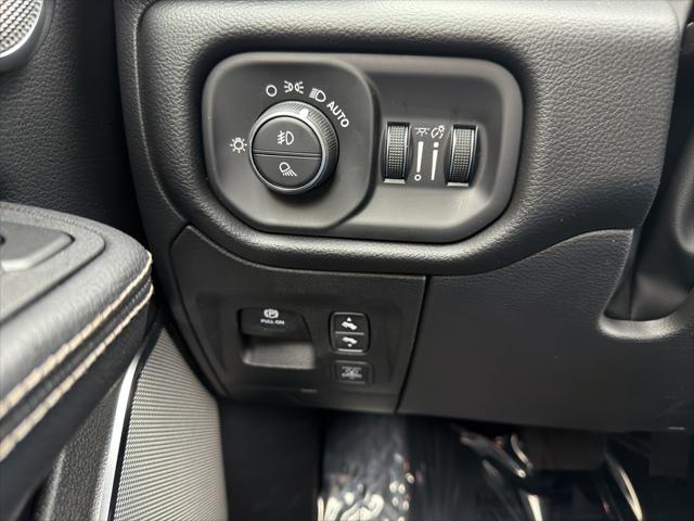 2026 Ram 1500 Laramie Crew Cab 4x4 57 Box