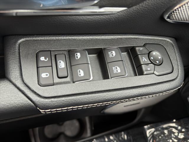 2026 Ram 1500 Laramie Crew Cab 4x4 57 Box