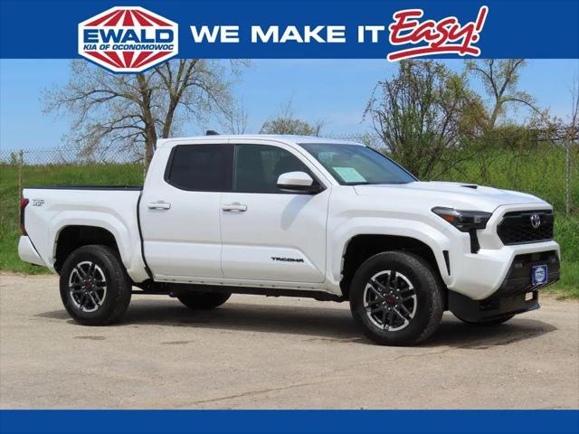 2025 Toyota Tacoma TRD Sport for sale in Oconomowoc, WI