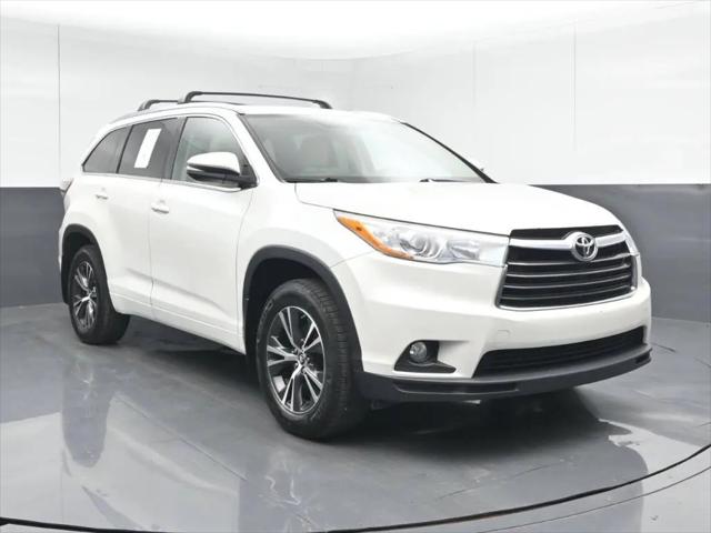2016 Toyota Highlander XLE V6 for sale in Somerset, KY