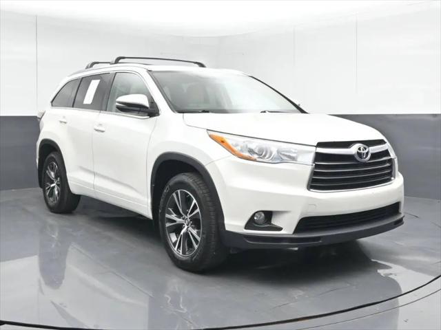 2016 Toyota Highlander XLE V6 for sale in Somerset, KY