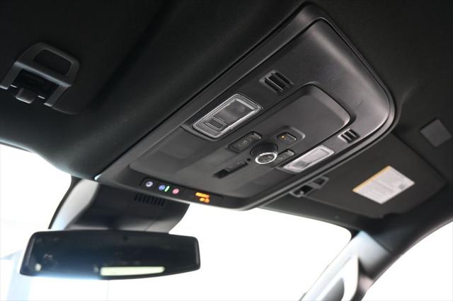 2025 GMC Yukon 4WD Denali