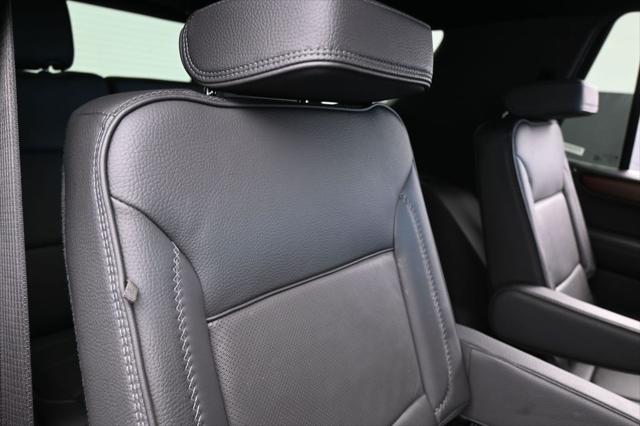 2025 GMC Yukon 4WD Denali