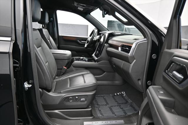 2025 GMC Yukon 4WD Denali
