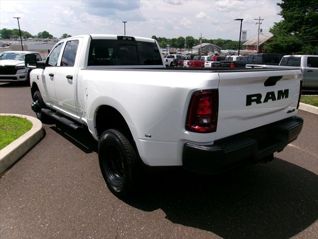 2026 Ram 3500 Tradesman Crew Cab 4x4 8 Box