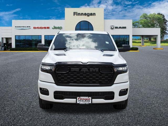 2026 RAM 1500 RAM 1500 EXPRESS CREW CAB 4X4 57 BOX