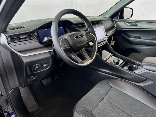 2026 Jeep Grand Cherokee L Altitude 4x4