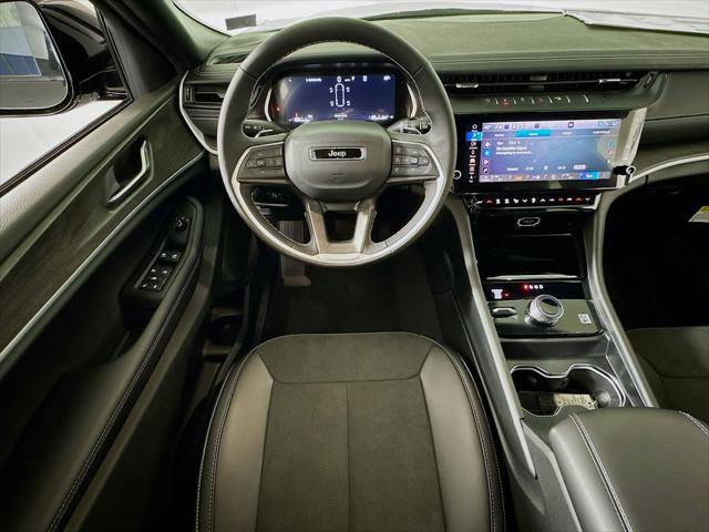 2026 Jeep Grand Cherokee L Altitude 4x4