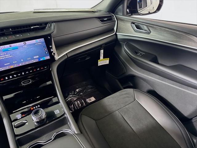 2026 Jeep Grand Cherokee L Altitude 4x4