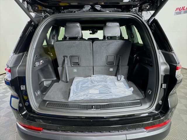 2026 Jeep Grand Cherokee L Altitude 4x4