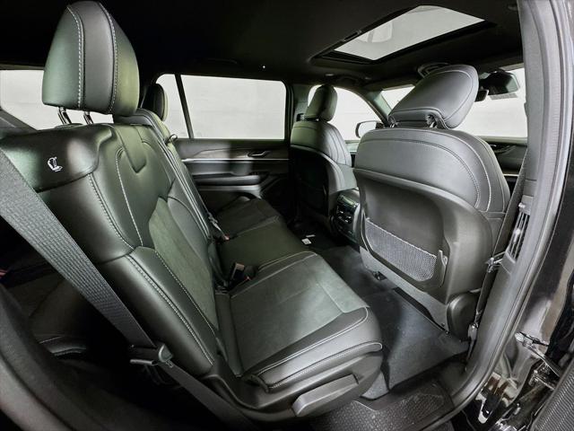 2026 Jeep Grand Cherokee L Altitude 4x4