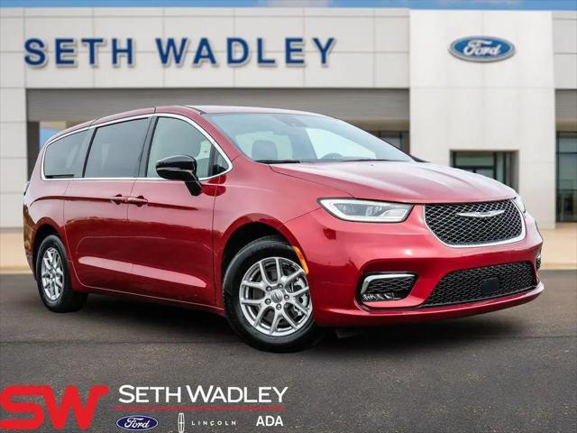 2025 Chrysler Pacifica Select for sale in Ada, OK