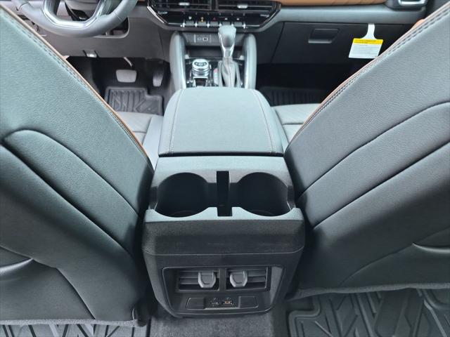 2026 GMC Canyon AT4, 4WD