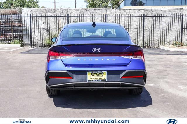 2025 Hyundai Elantra SEL Sport