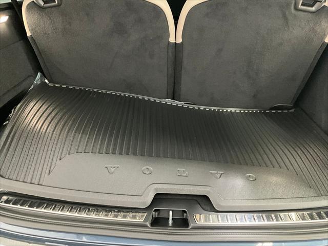 2026 Volvo XC90 Plug-In Hybrid Plus, T8 AWD, Electric/Gasoline, Bright, 7 Seats