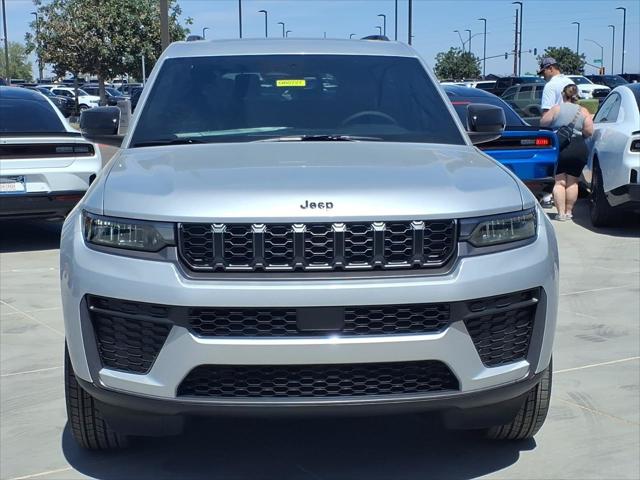 2026 Jeep Grand Cherokee L GRAND CHEROKEE L LAREDO ALTITUDE 4X4