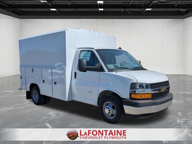 2026 Chevrolet Express Cutaway Work Van