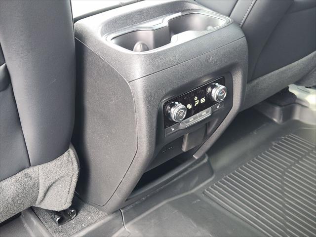 2026 GMC Acadia AT4 AWD