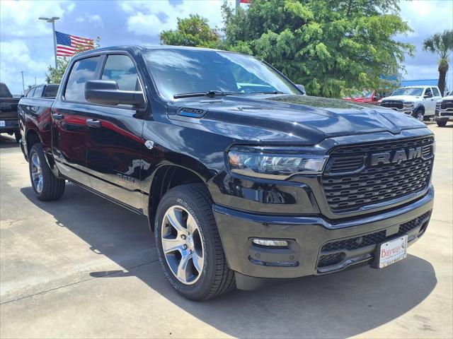 2026 RAM 1500 RAM 1500 EXPRESS CREW CAB 4X2 57 BOX