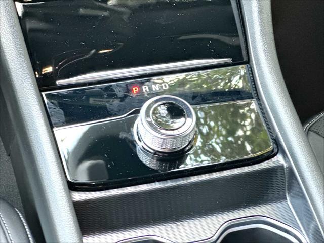 2026 Jeep Grand Cherokee Altitude 4x2