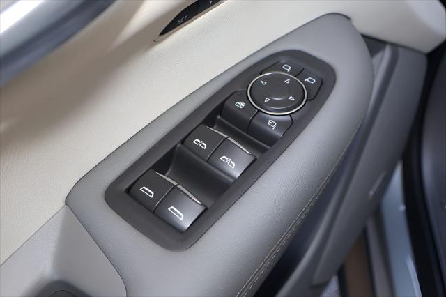 2026 Cadillac XT5 Premium Luxury FWD