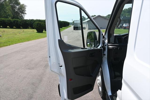 2026 Ford Transit Cargo Van Base