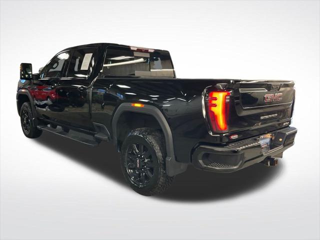 2024 GMC Sierra 2500HD 4WD Crew Cab Standard Bed AT4