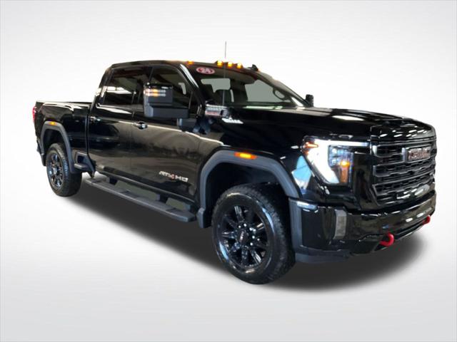 2024 GMC Sierra 2500HD 4WD Crew Cab Standard Bed AT4