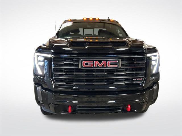 2024 GMC Sierra 2500HD 4WD Crew Cab Standard Bed AT4