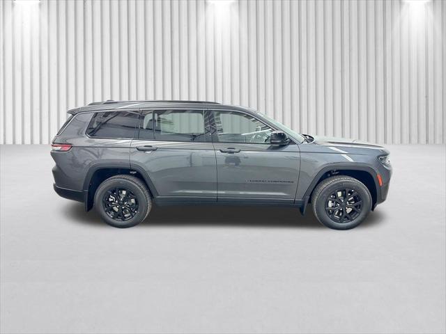 2026 Jeep Grand Cherokee GRAND CHEROKEE L LAREDO ALTITUDE 4X4