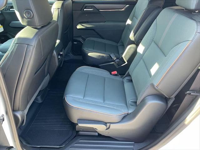 2026 GMC Acadia AT4 AWD