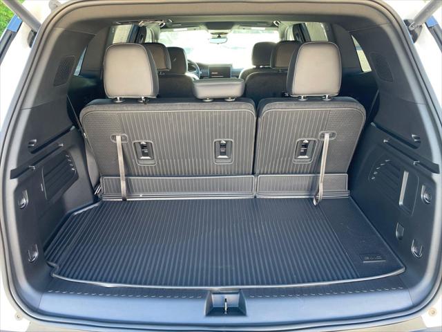 2026 GMC Acadia AT4 AWD