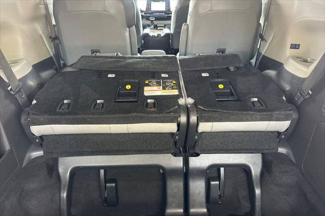 2022 Toyota Sienna XLE