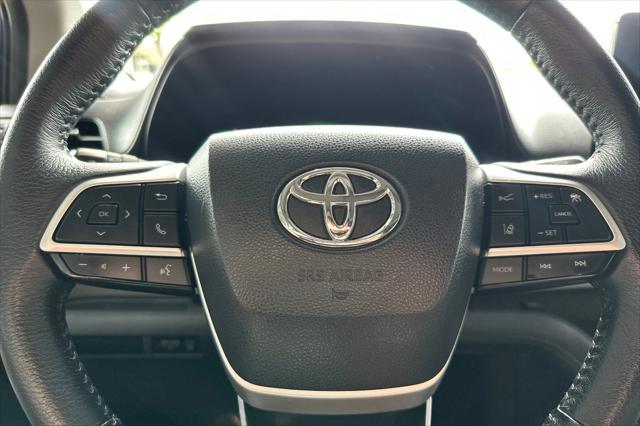 2022 Toyota Sienna XLE