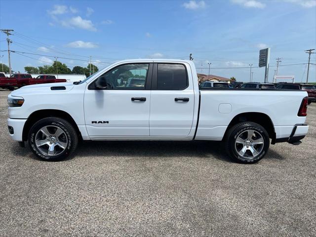 2026 RAM 1500 RAM 1500 EXPRESS QUAD CAB 4X4 64 BOX