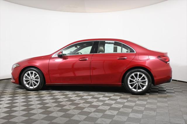 2022 Mercedes-Benz A 220 A 220