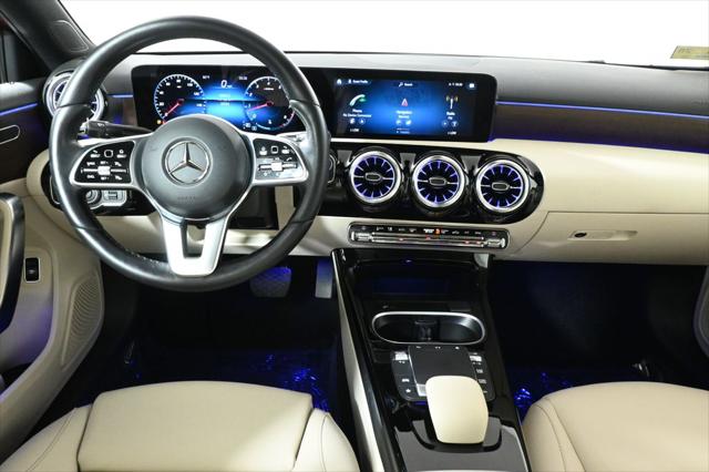 2022 Mercedes-Benz A 220 A 220