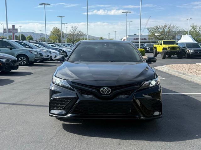 2021 Toyota Camry SE AWD