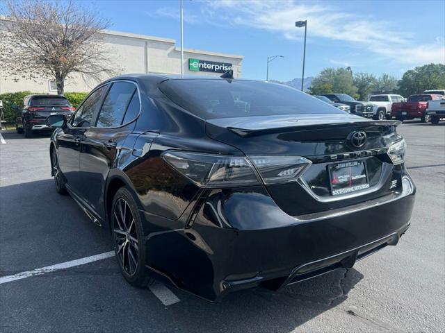 2021 Toyota Camry SE AWD