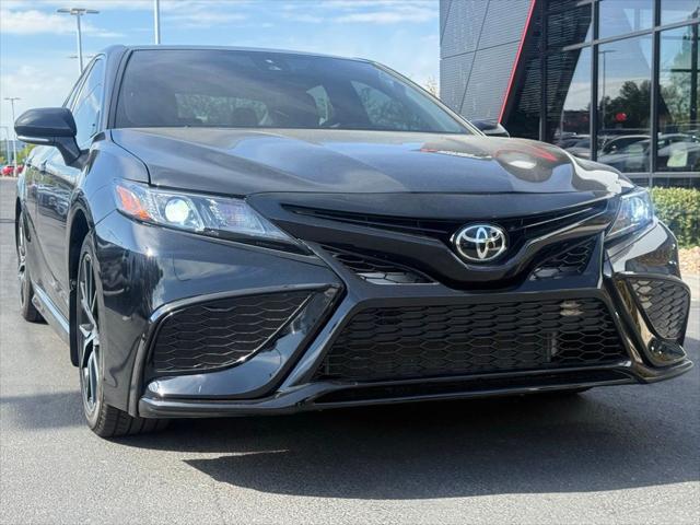 2021 Toyota Camry SE AWD