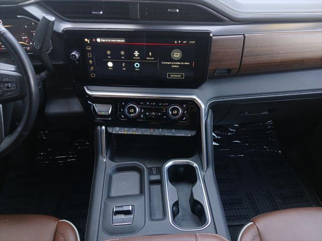 2025 GMC Sierra 2500HD 4WD Crew Cab Standard Bed Denali Ultimate
