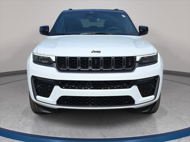 2026 Jeep Grand Cherokee GRAND CHEROKEE SUMMIT 4X4