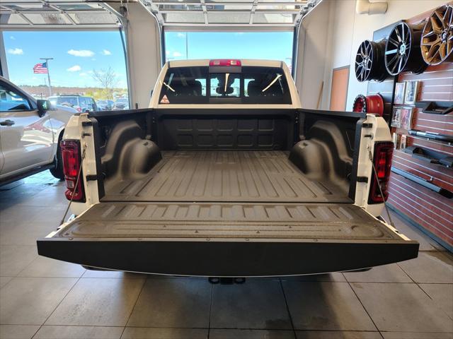 2026 Ram 2500 Black Express Crew Cab 4x4 64 Box